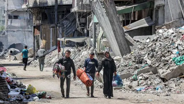 La odisea de la población civil en la zona de conflicto.