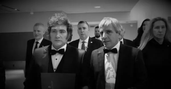 Javier Milei junto a Luis Caputo en Estados Unidos. Foto: Presidencia.