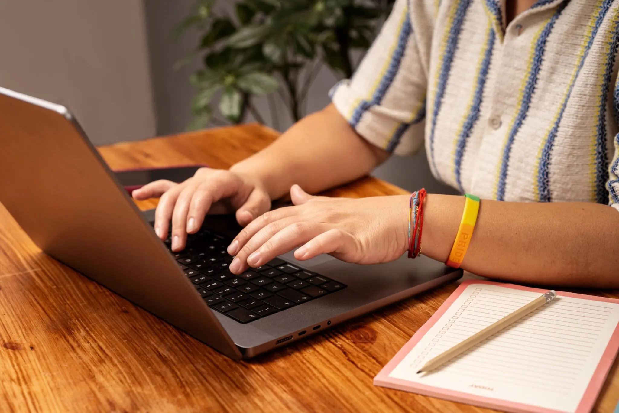 Trabajos digitales, dólares del exterior y billeteras virtuales: ¿cómo gestionar los ingresos freelance desde Argentina?