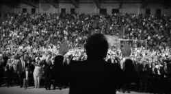 El presidente Javier Milei durante su discurso ante la organización evangélica Portal del Cielo en Chaco. Foto: Presidencia.