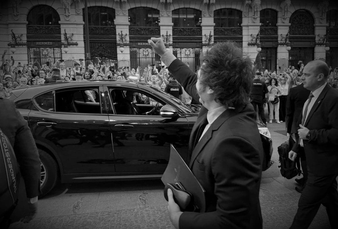 NOTICIAS ARGENTINAS MADRID, JUNIO 21: El presidente Javier Milei afirmó hoy que la inflación dejó de ser el problema más acuciante del país tras recibir el Premio Juan de Mariana 2024 en el Real Casino de Madrid. Foto NA