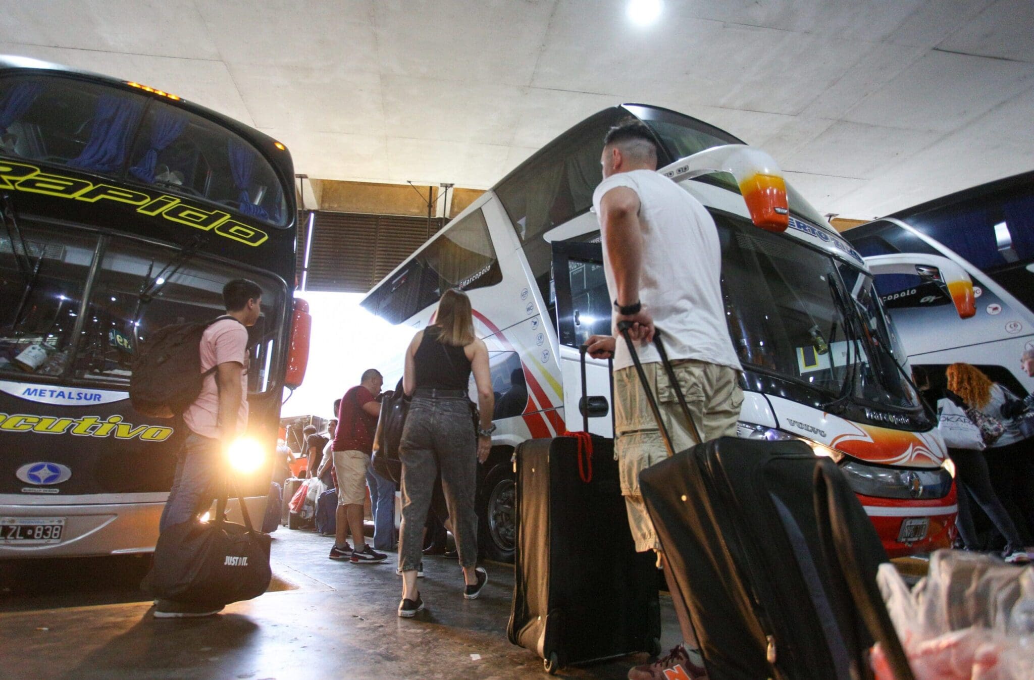 Desregulan el transporte de media y larga distancia | Cenital